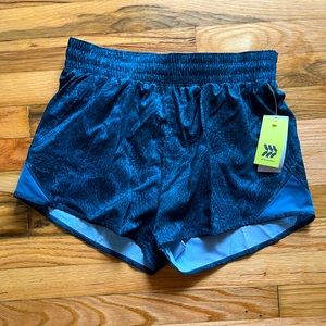 All In Motion NWT Mid Rise 3” Run Shorts - Teal (Small)